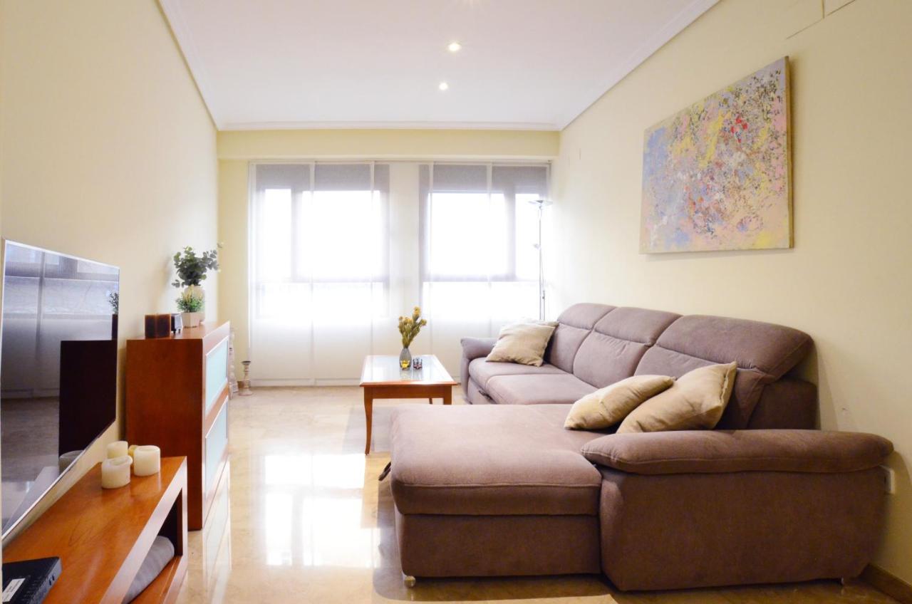 City Center Apartment Валенсия Екстериор снимка