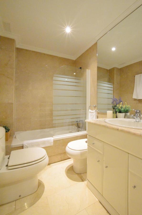 City Center Apartment Валенсия Екстериор снимка