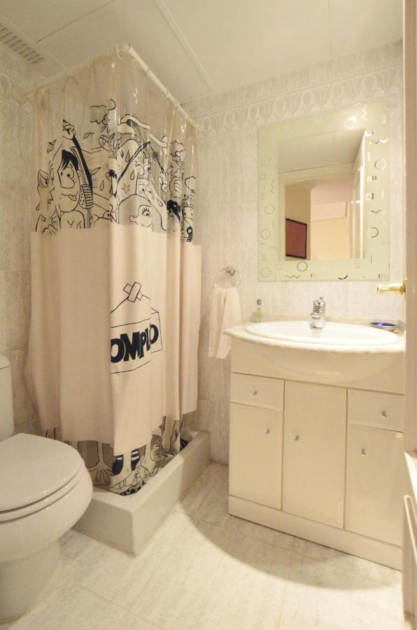 City Center Apartment Валенсия Екстериор снимка